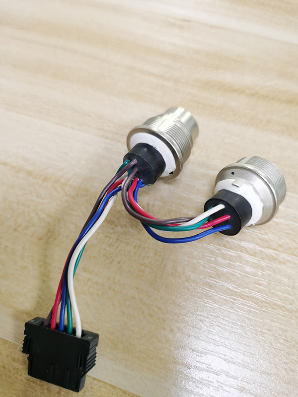 航空插头怎样实验TP67级防水？